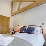 Apartament Loft 11 - Unique With Stunning Views Harrogate