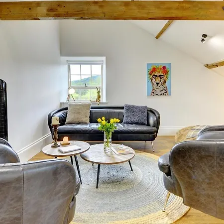 Loft 11 - Unique With Stunning Views