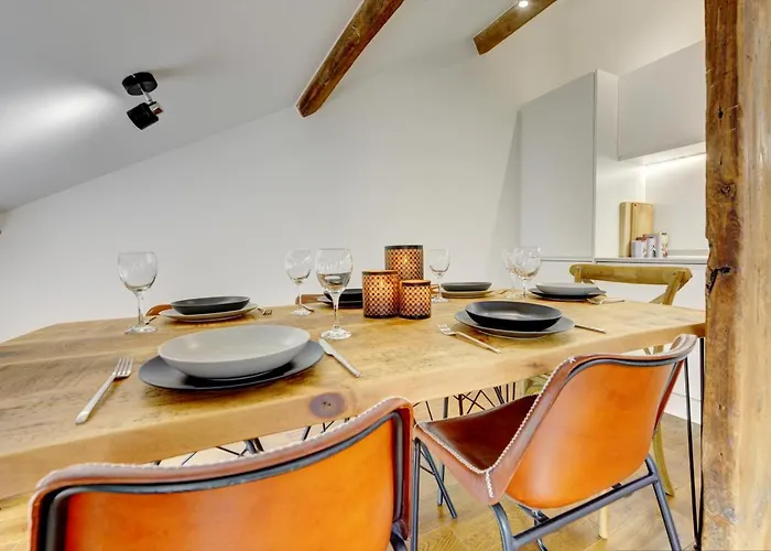 Loft 11 - Unique With Stunning Views *