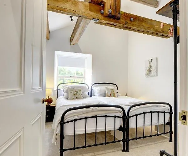 Loft 11 - Unique With Stunning Views Apartment *