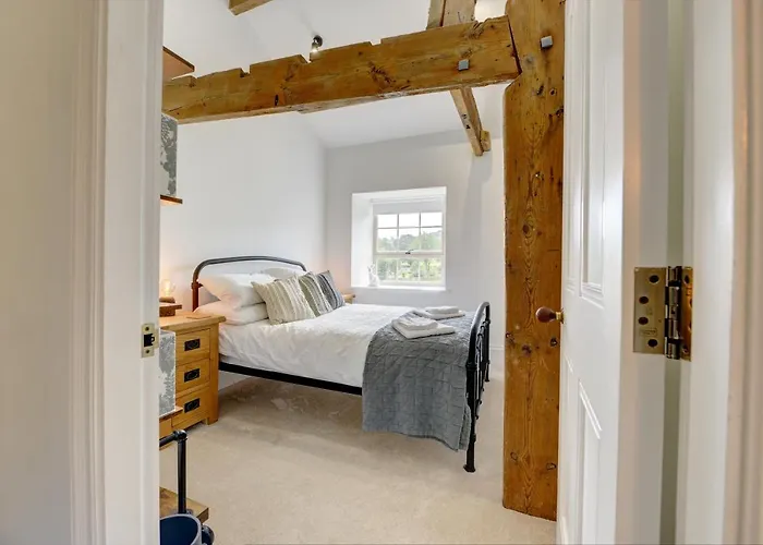 Loft 11 - Unique With Stunning Views Apartment