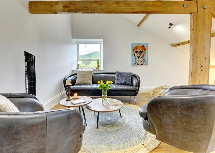 Loft 11 - Unique With Stunning Views