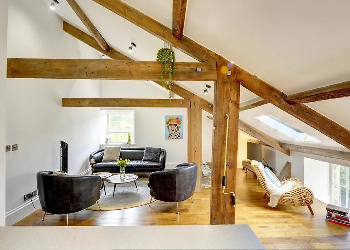 Loft 11 - Unique With Stunning Views