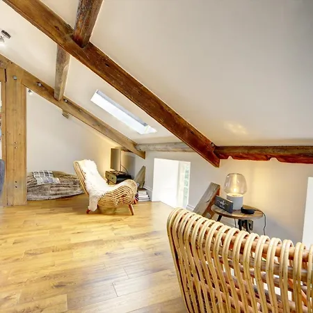 Loft 11 - Unique With Stunning Views * Harrogate