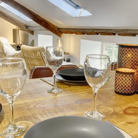 Loft 11 - Unique With Stunning Views